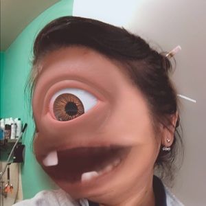 Meet your Posher, Perla